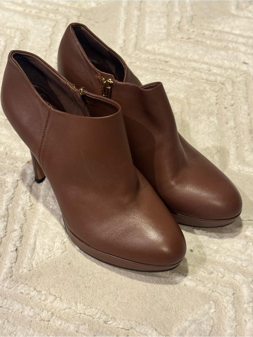 Vince Camuto Elvin Leather Stiletto Bootie Size 7